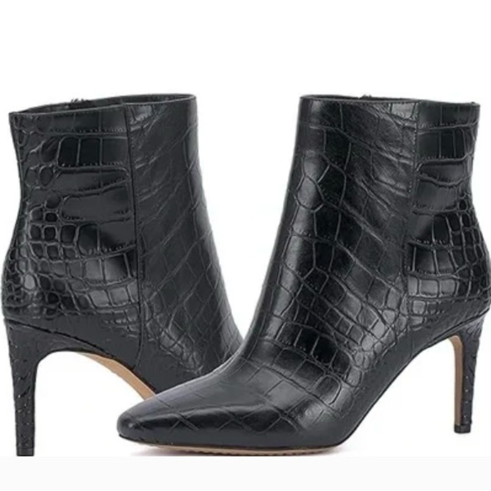 Vince Camuto Women’s Allost Leather Pointy Toe Bootie Ankle Boot SZ 7.5